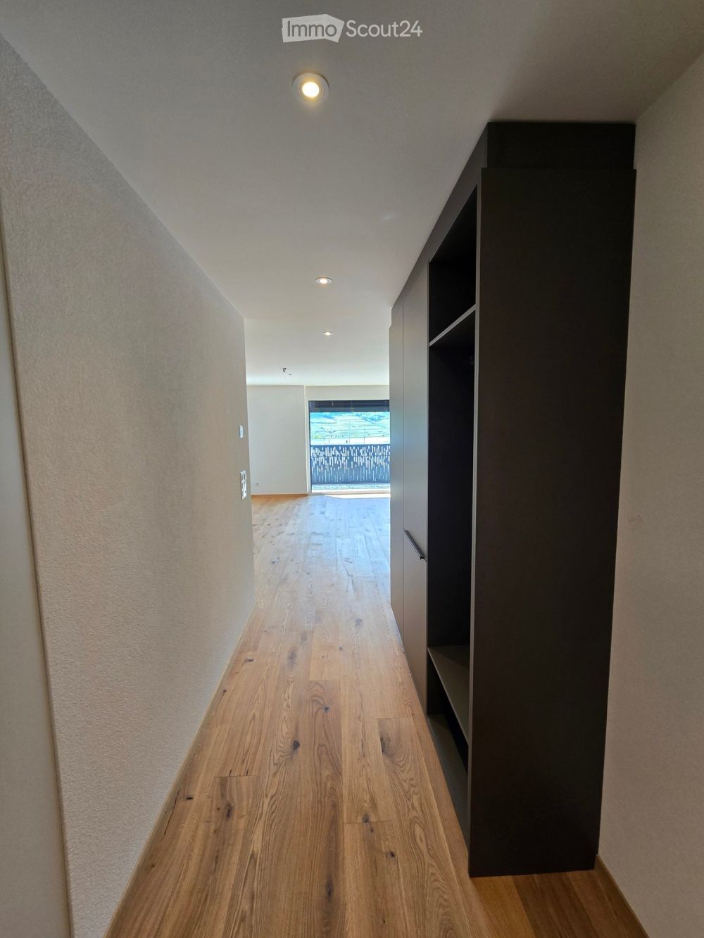 Neuwertige 2.5-Zimmer-Wohnung (Baujahr 2025) mit traumhaftem Panoramablick – ab 01. Januar 2027 - Bild 4