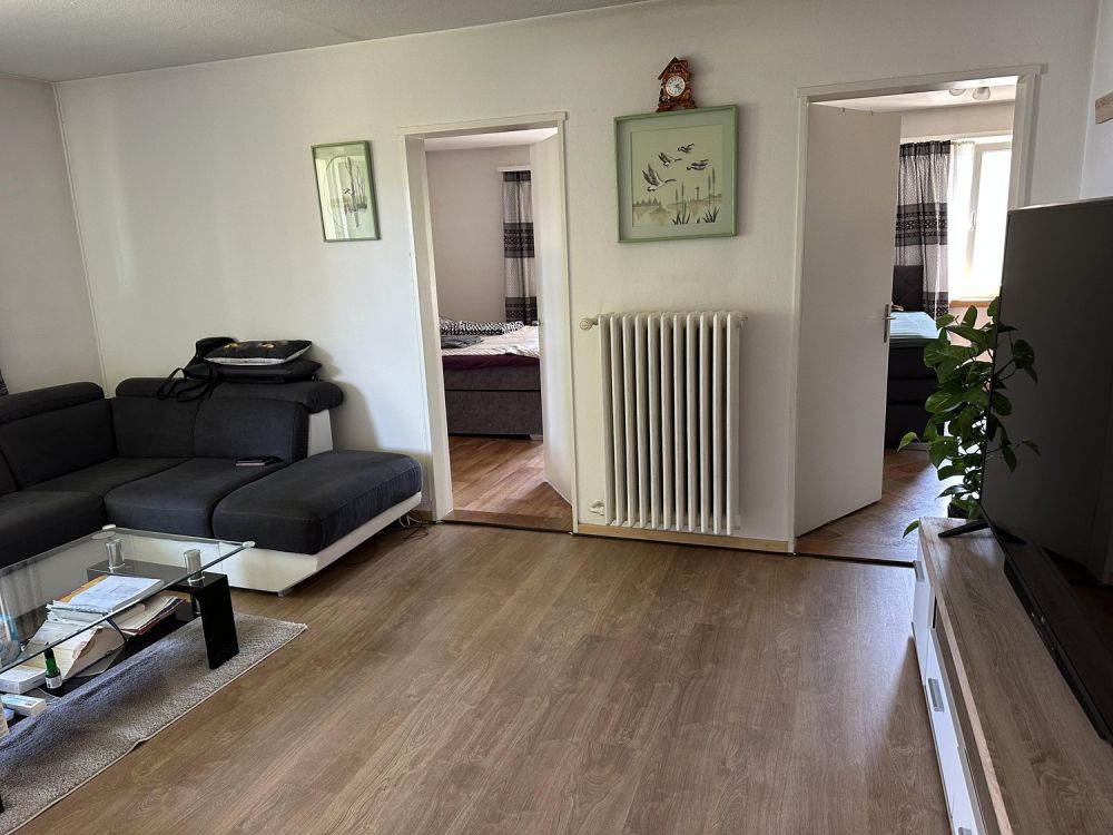 Befristet bis 31.03.2027/ 3.0 Zimmerwohnung in Bachenbülach - Bild 3