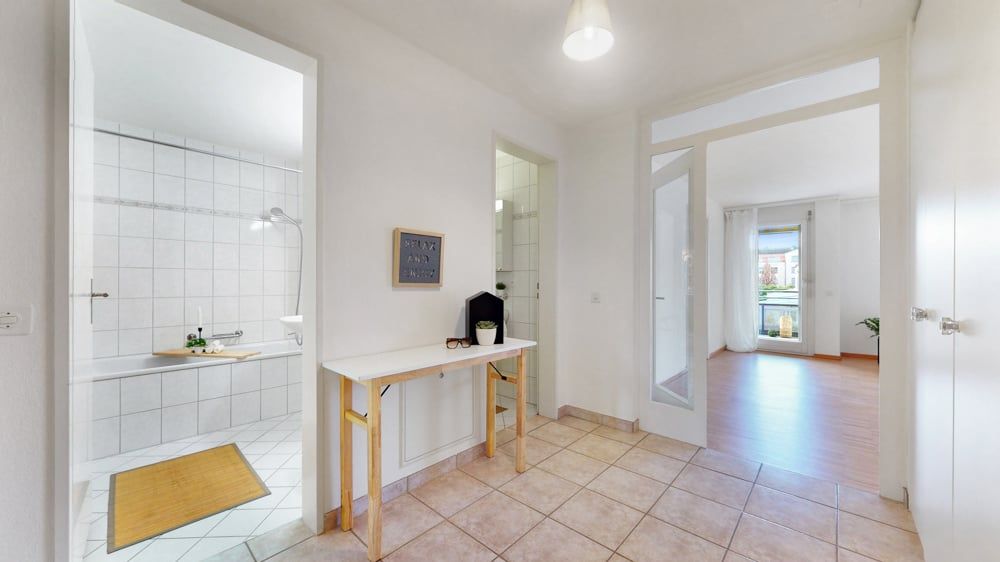 Helle Familienwohnung in grüner Umgebung - Korridor