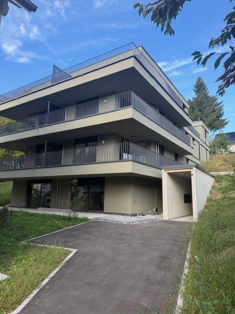 Erstvermietung 2.5-Zimmerwohnung im EG mit Gartensitzplatz in Bassersdorf - Bild 2
