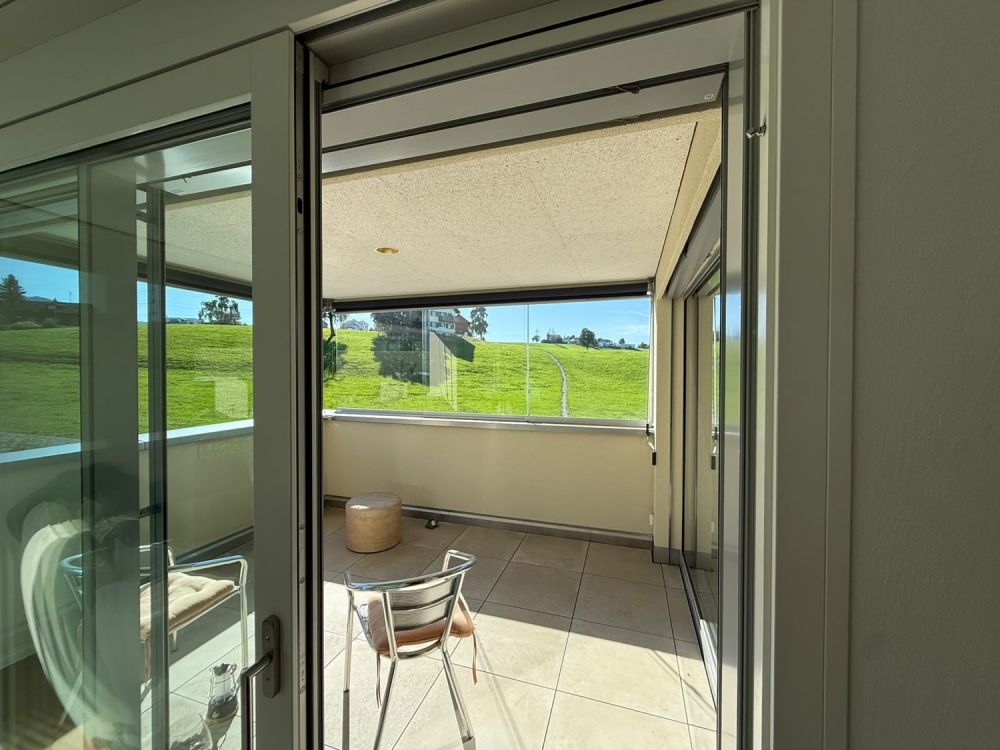 Moderne 3.5-Zimmer-Wohnung mit viel Licht und grosszügigem Balkon - Bild 7
