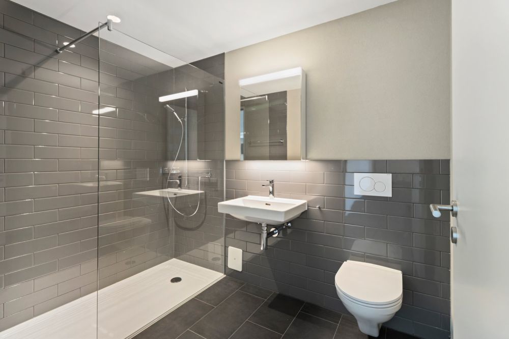 Über den Dächern des Limmattals – Exklusive 2.5 Zimmer-Wohnung mit Loggia und Panoramaaussicht - Bild 4