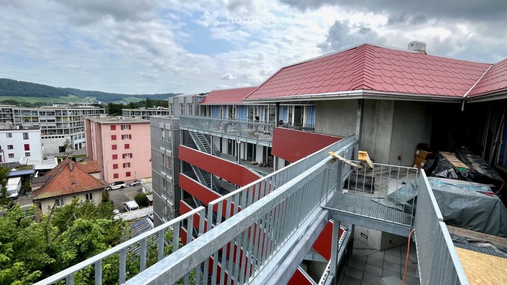 Lichtdurchflutete und grosszügige 4.5-Zimmerwohnung,  ab 1. Dezember 2026 zu vermieten - Bild 2
