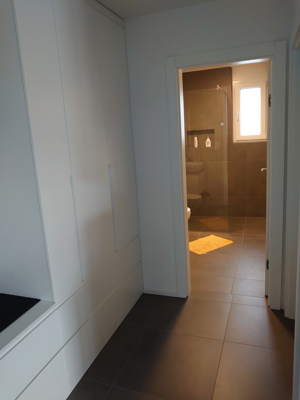 Moderne 2.5-Zimmer-Wohnung in Oberburg - Bild 5