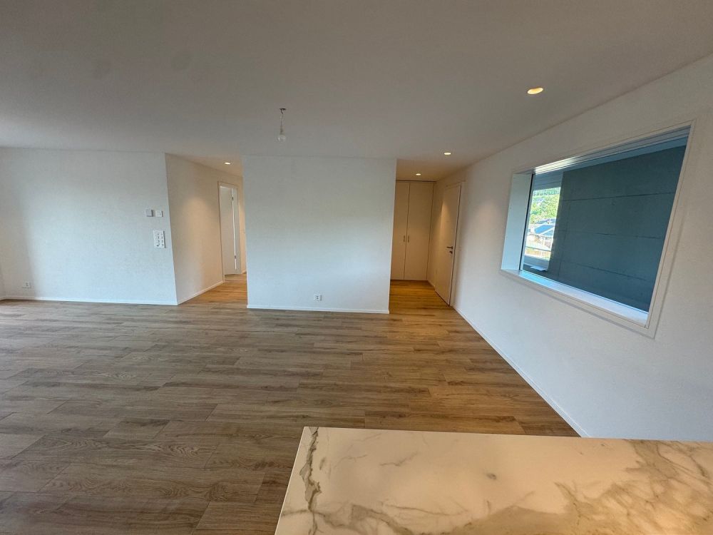 05596 - Appart. 3½ PCES - IMP. CHAMP-RIOND 8 - MATRAN - Bild 8