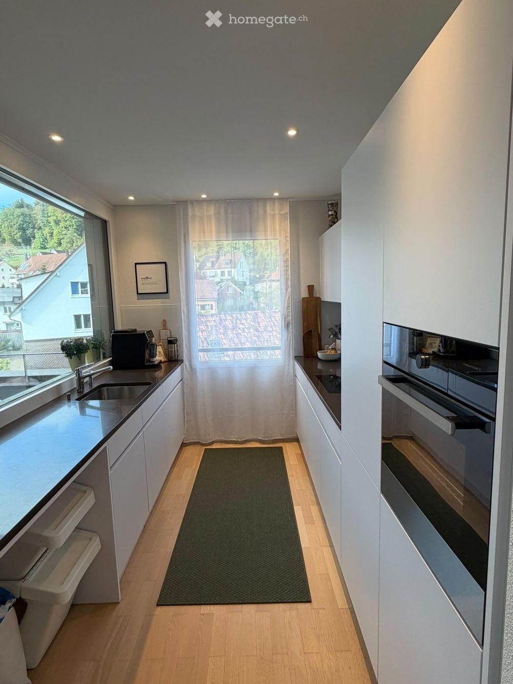 Helle 3.5-Zimmer-Wohnung mit Balkon und schöner Aussicht in Urdorf - Bild 3