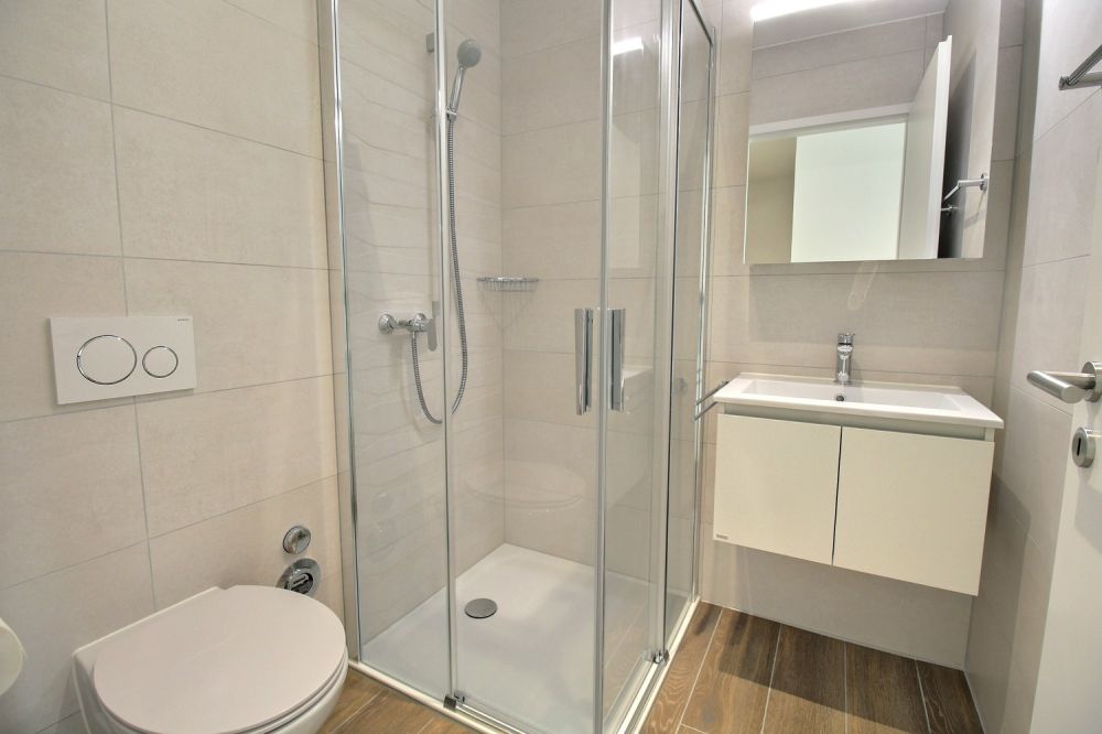 Exceptionnel appartement de 3.5 pièces à louer à Marly ! - Salle de douche