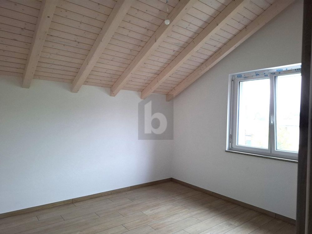 ATTIQUE NEUVE, SPACIEUSE, LUMINEUSE ET MODERNE - Bild 5