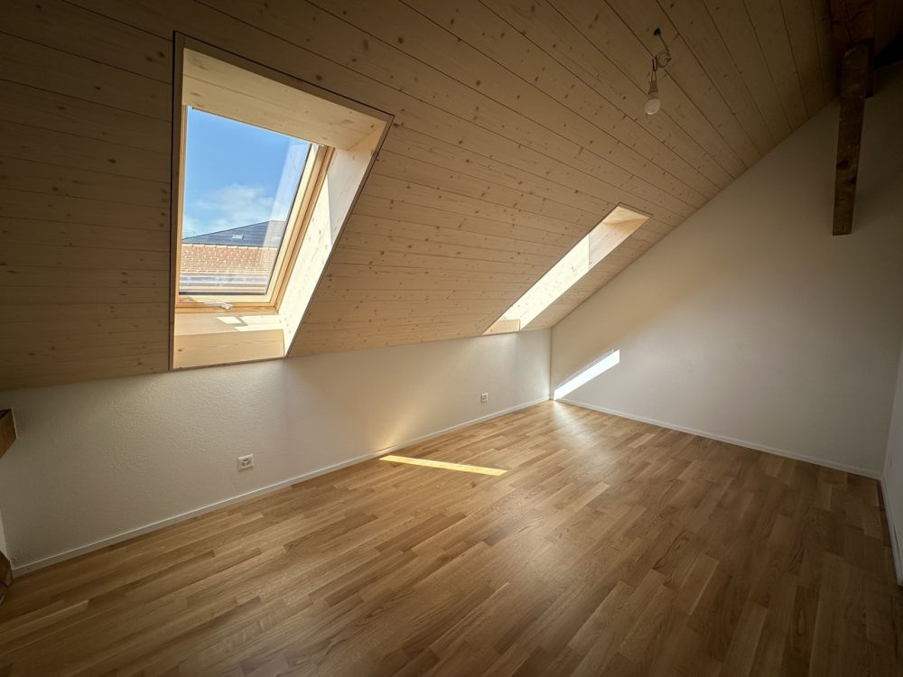 Magnifique 4.5pces dans les combles - Bild 4