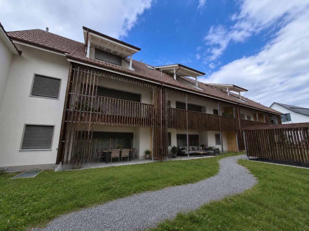 Grosszügige, moderne 3.5-Zimmer-Gartenwohnung zu vermieten - Bild 2