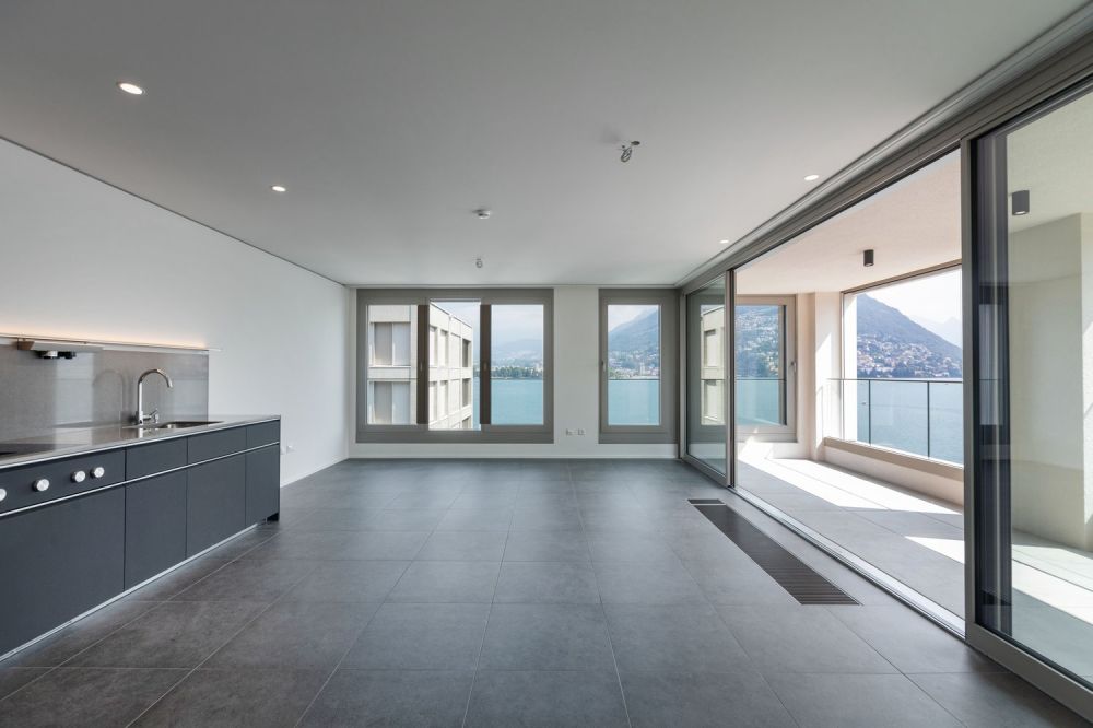 Luminoso appartamento di 2.5 locali con vista lago a Paradiso - Bild 1