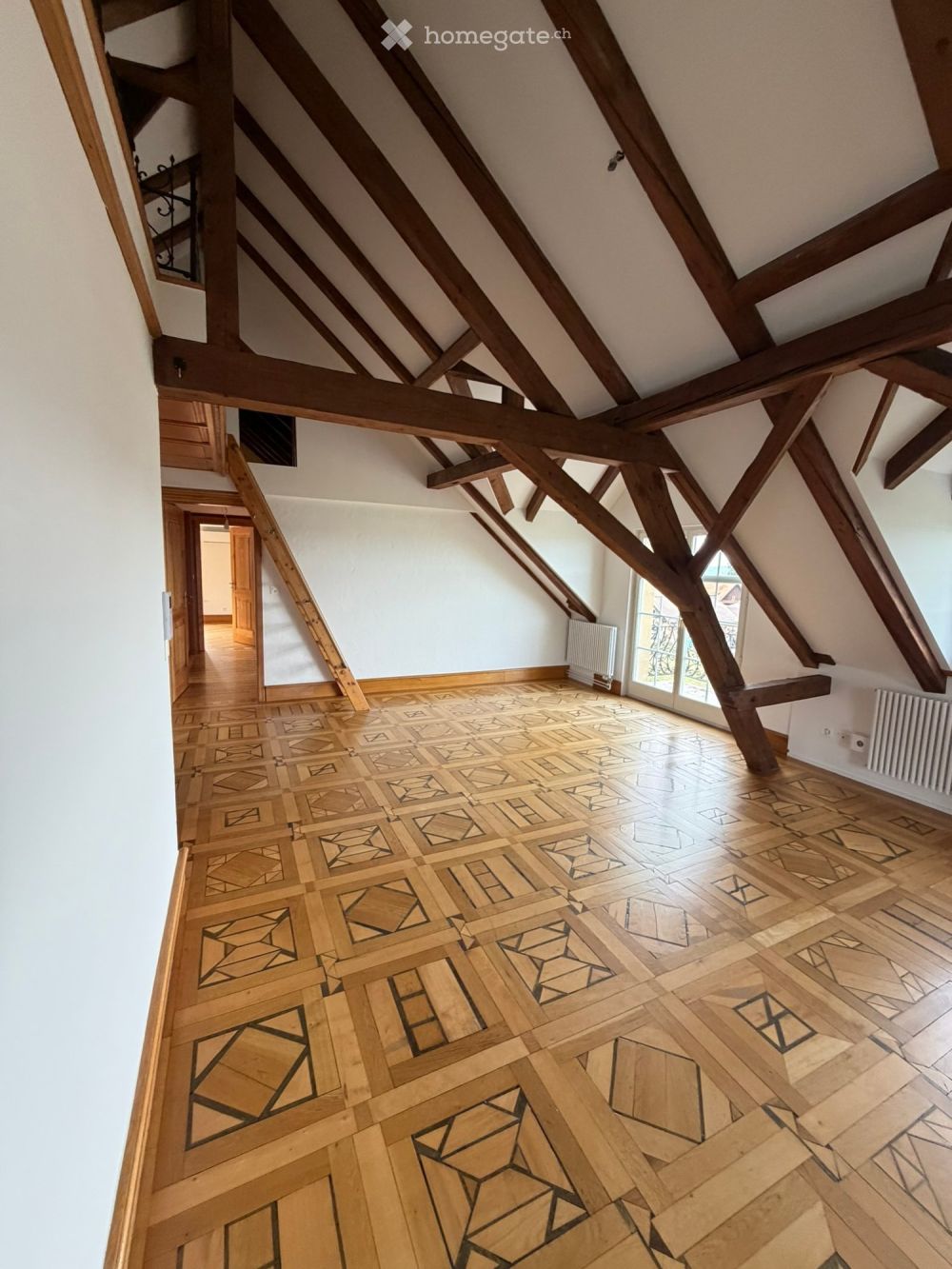 Wohnen im wunderschönen Schloss Lohnegg mit Seesicht - Bild 5
