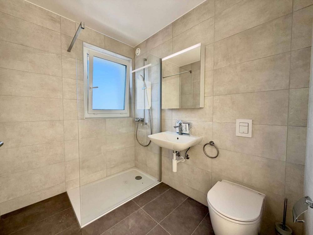 Superbe appartement neuf de 3.5 pièces avec balcon - Bild 9