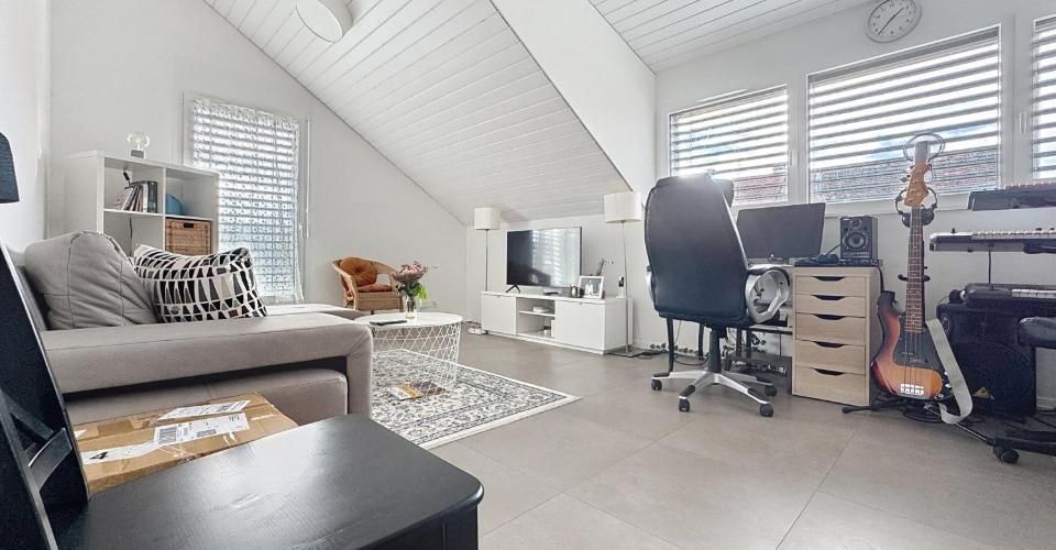 Bel appartement de 3.5 pces au 2ème étage - Appartement 3.5 pièces - image - 1