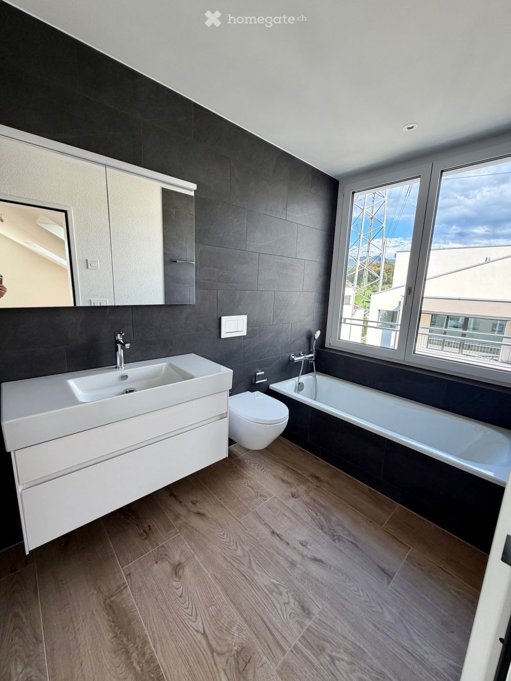 Erstvermietung 4.5 Zimmer-Attika/Dachwohnung mit Galerie und gedeckter Loggia - Bild 9