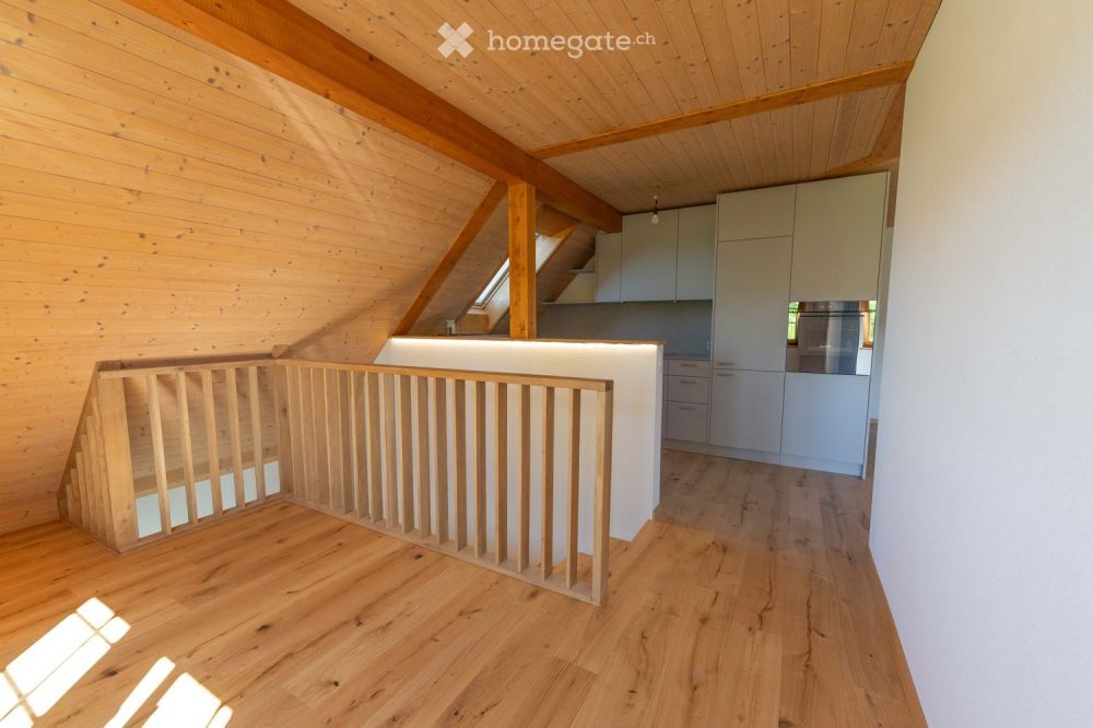 Charmante 3.5-Zimmer-Dachwohnung  – Humlikon, Im Riet 16 - Bild 3