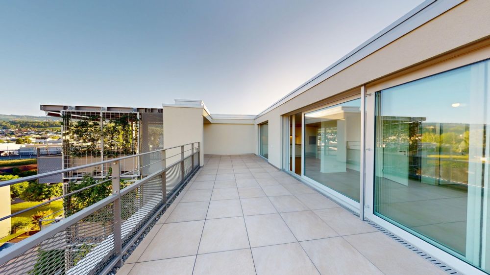 2.5-Zimmer-Penthouse im 6. OG mit grosser Terrasse und Weitsicht - Bild 9