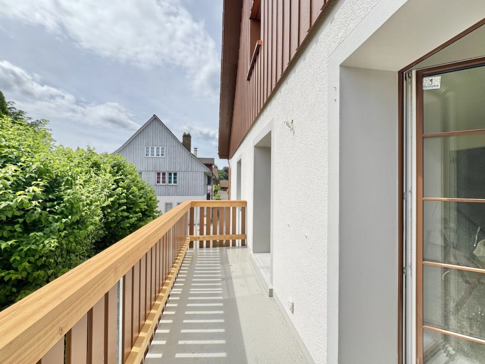 5.5 Zi. Maisonette Wohnung mit Balkon/Sitzplatz - Erstbezug - Bild 2