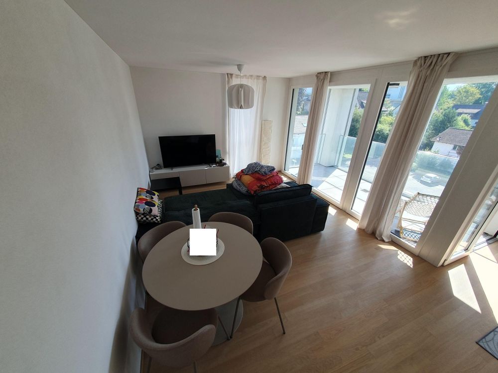 Moderne 2.5-Zimmer-Neubauwohnung (möbliert) direkt am Bahnhof Wetzikon - Zimmer 1