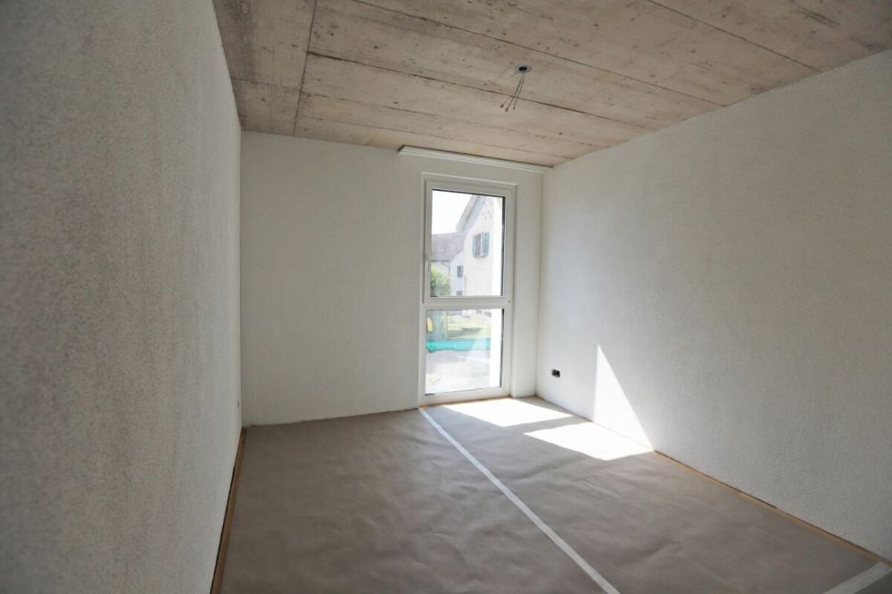 Neubau 3.5-Zimmerwohnung mit Sitzplatz! - Bild 5