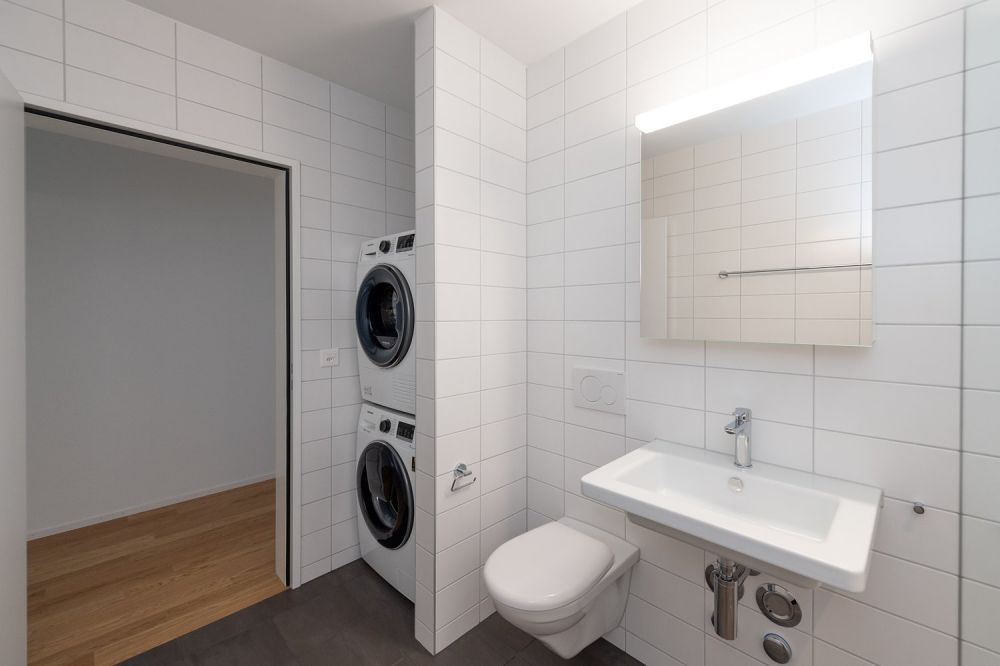 Herrlich ruhige Lage und Sicht ins Grüne - Bad