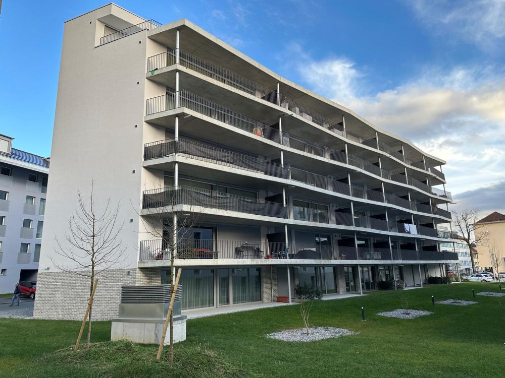 Moderne 3.5-Zimmerwohnung mit Balkon - Bild 11