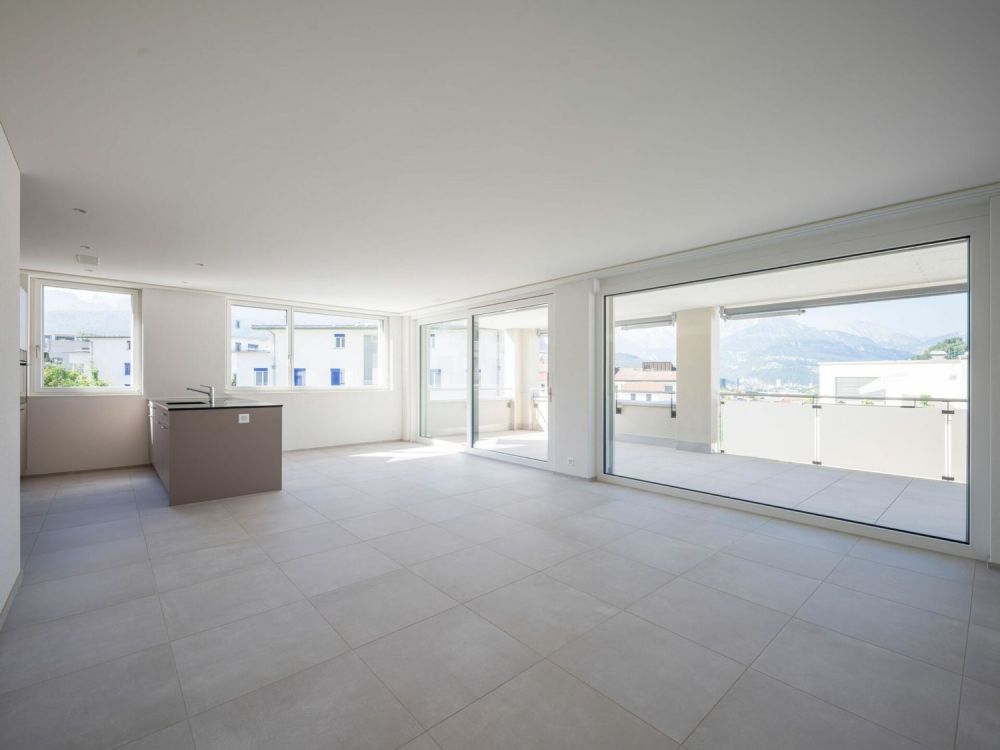 Erstvermietung: moderne 5.5-Zimmerwohnung mit Bergsicht - Referenzbild