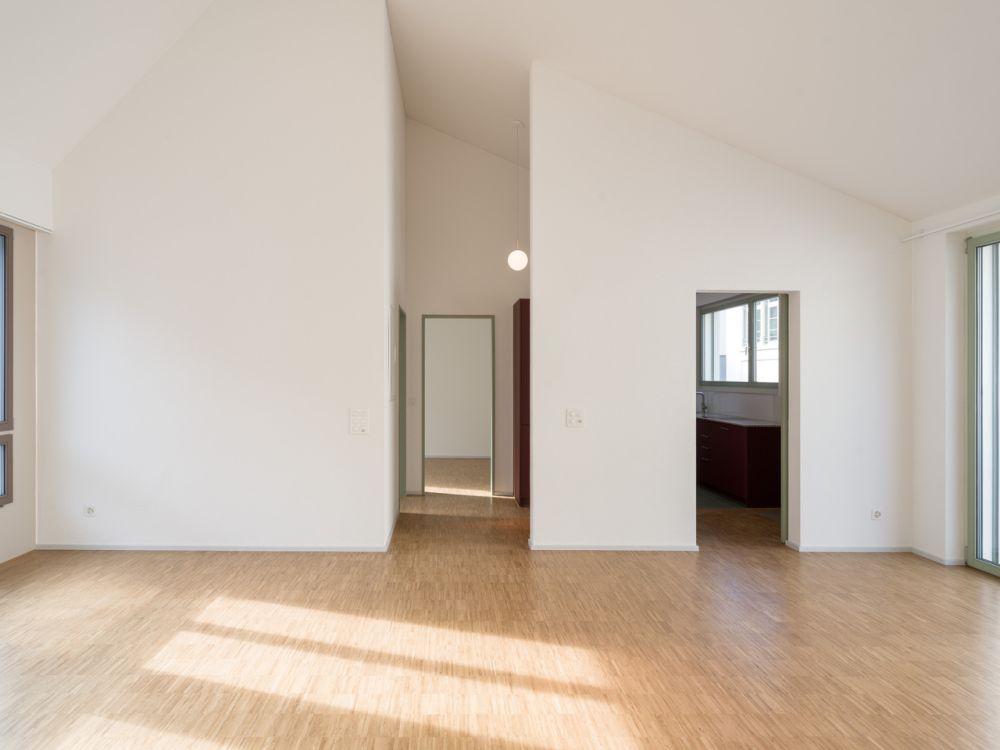 Lichtdurchflutete 3.5-Zimmer Wohnung mit Terrasse in der Altstadt - Bild 3
