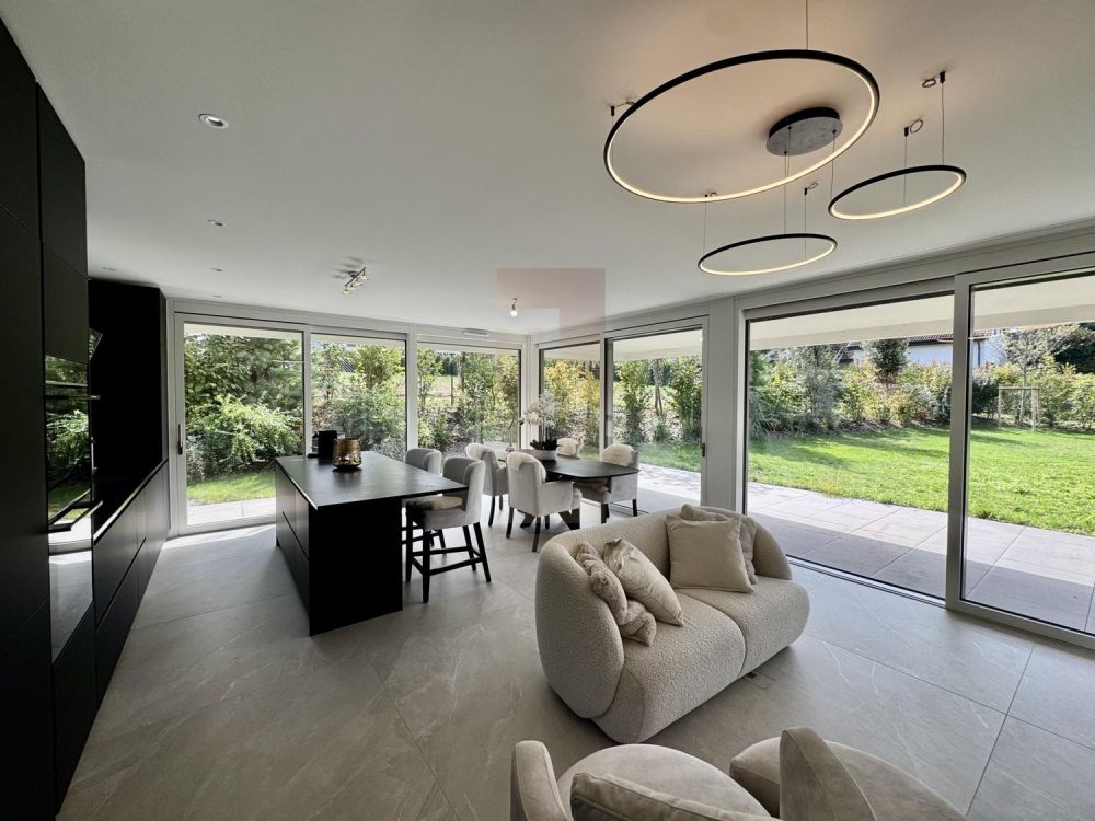 Superbe appartement meublé en rez de jardin - Bild 1