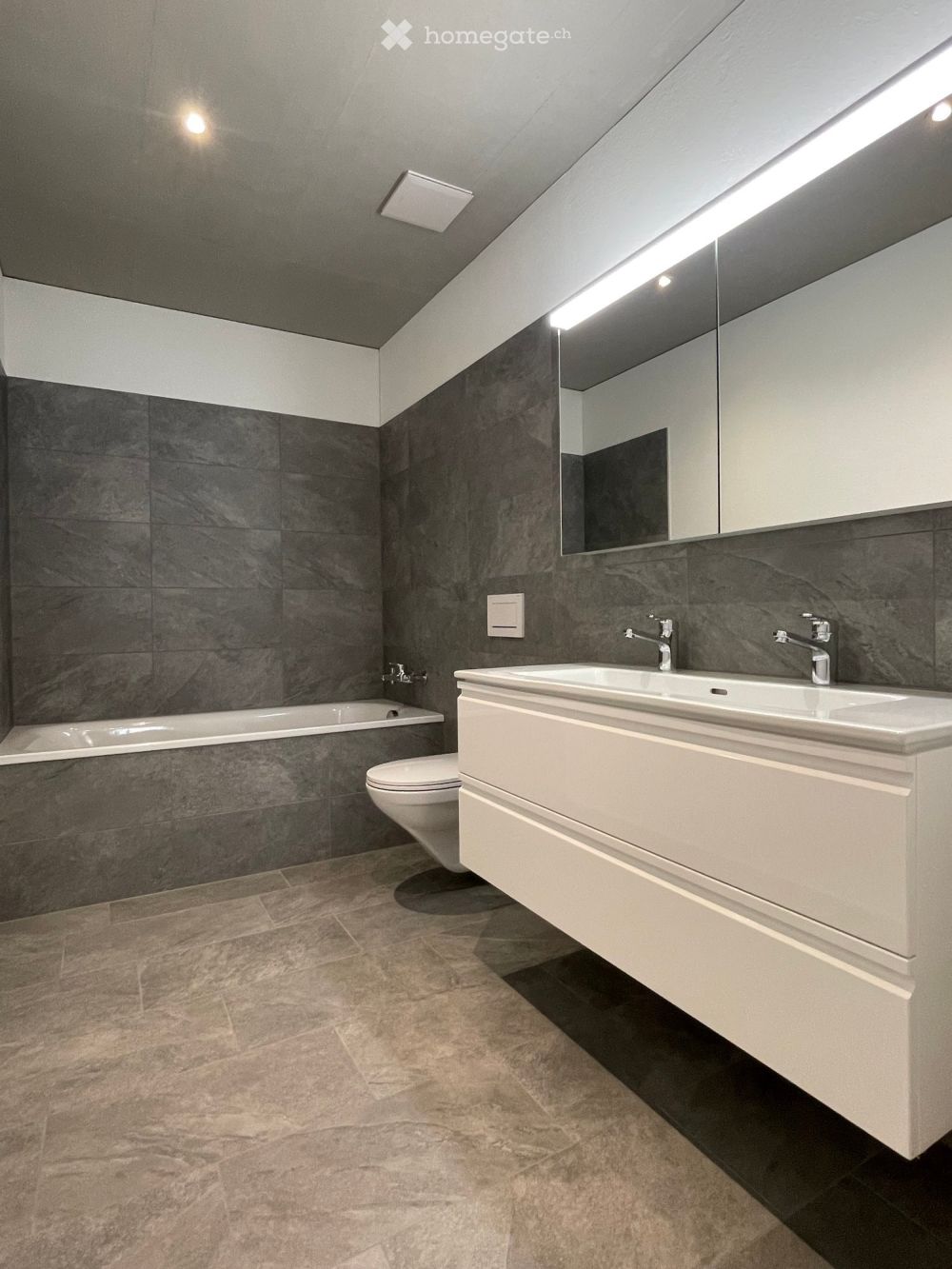 Top moderne Gartenwohnung mit Sitzplatz, Loggia und 20m2 Hobbyraum - Bild 7