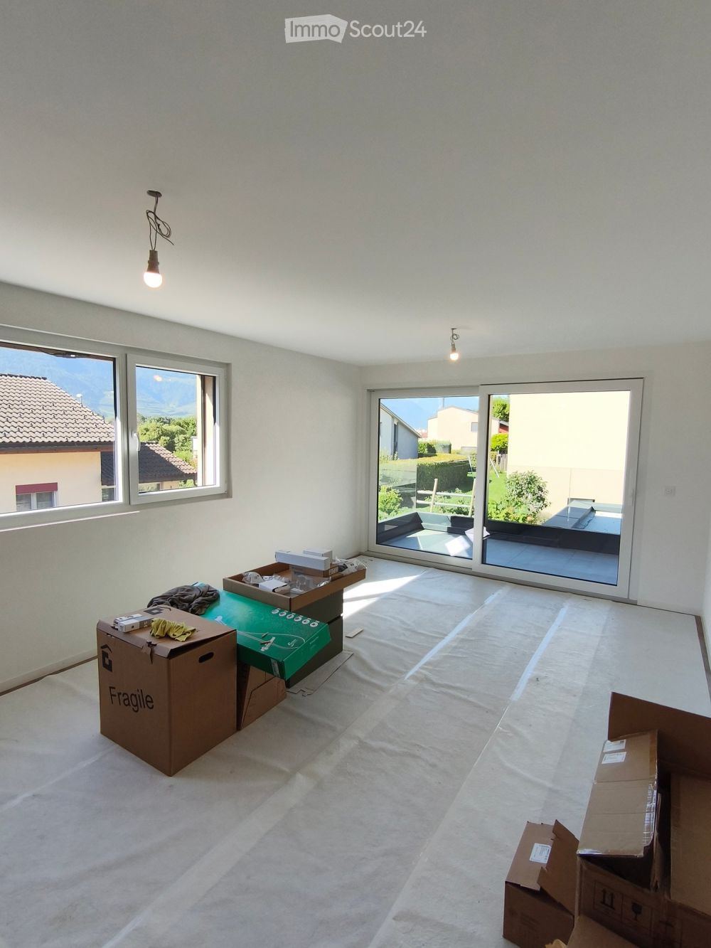 Neue 2.5-Zimmer-Wohnung mit Balkon in Leytron - Bild 3