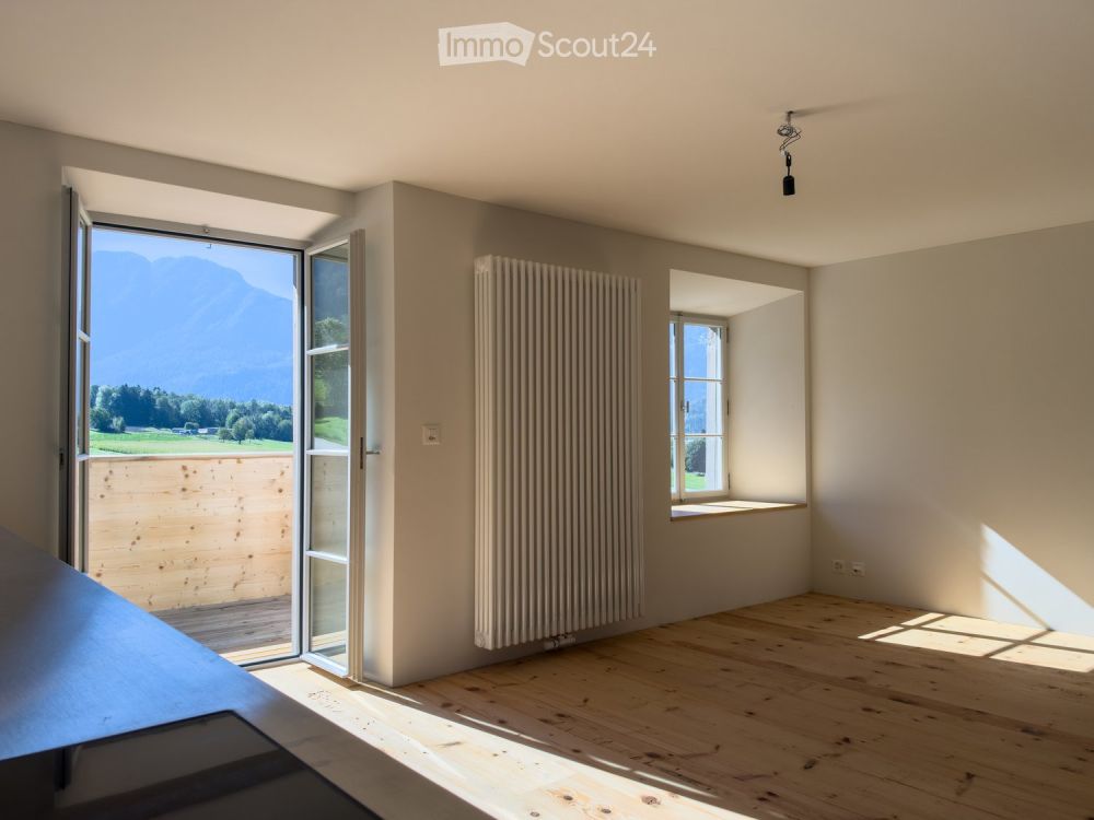 Hochwertige 5-Zimmer-Maisonettewohnung im historischen Haus im Domleschg (Erstbezug) - Bild 5