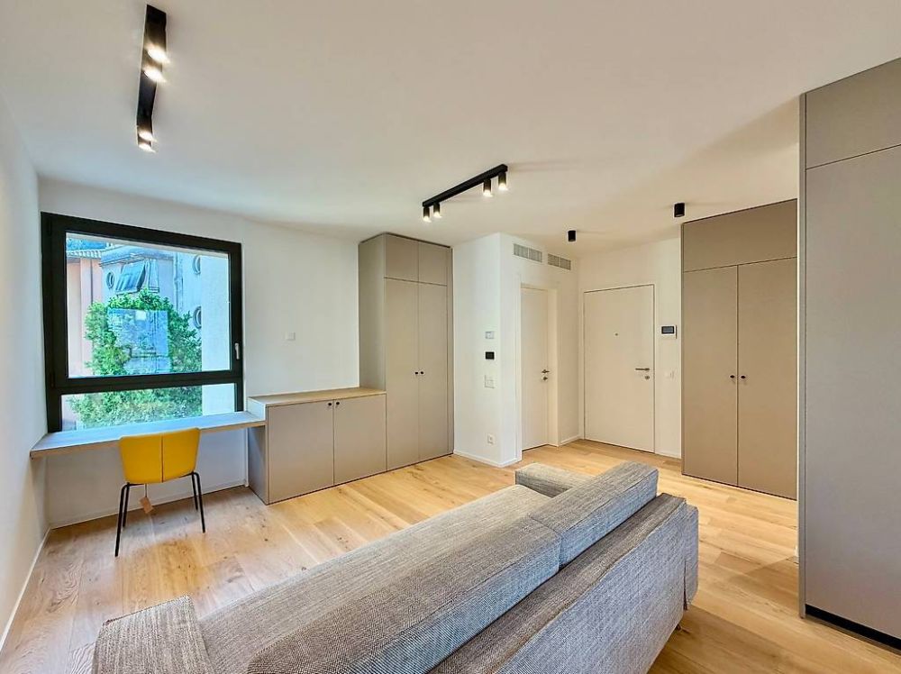 Lugano Cassarate. 1.5 Zimmer, frisch renoviert. HM 12446 - Bild 2