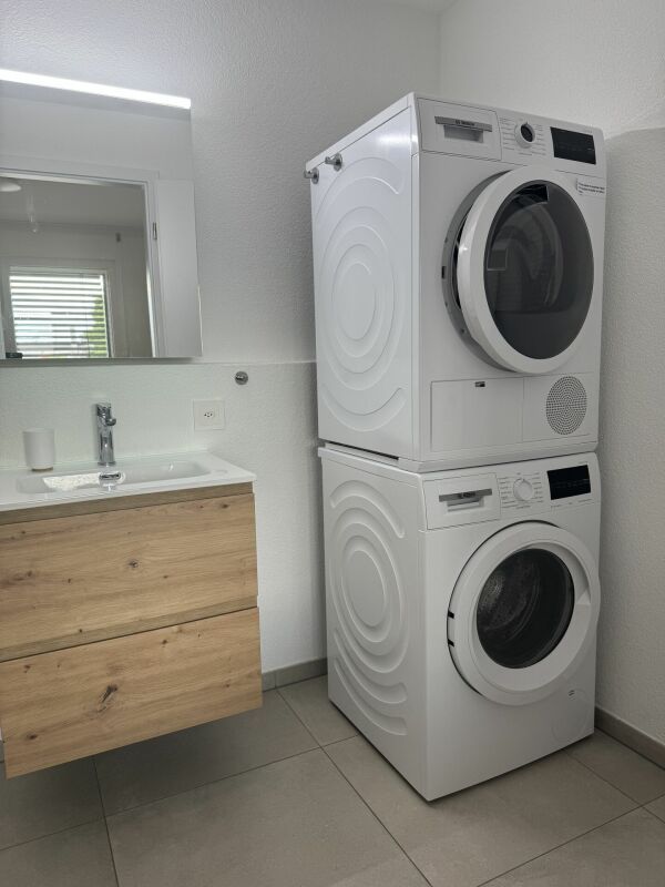 ARI-0826 - Appartement moderne de 2,5 pièces avec colonne de machines à laver/à sécher - Reprise de bail - Bild 8