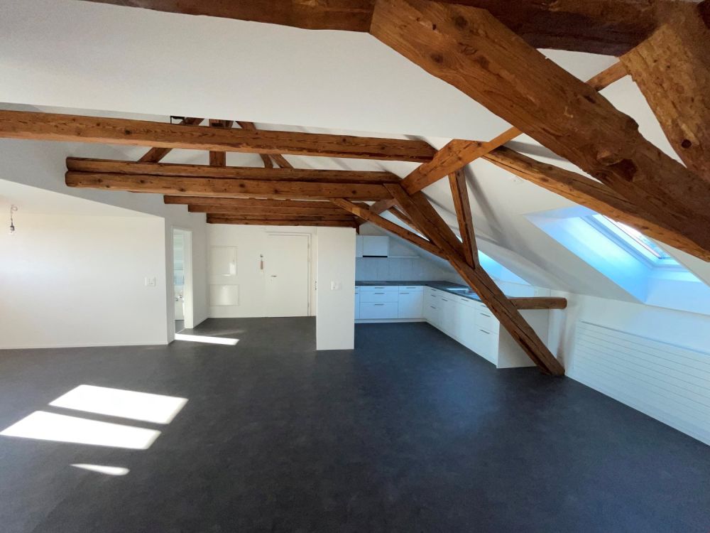 modern und hell: 3.5 Zimmer-Dachwohnung in Rapperswil/BE - Bild 5