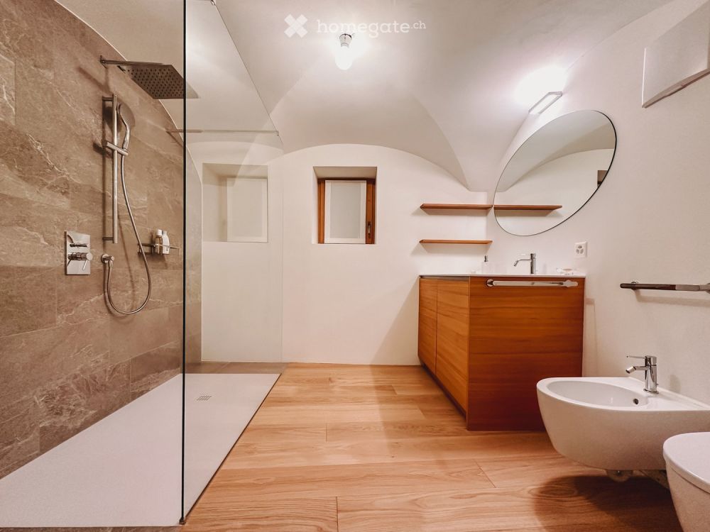 CHESA BOTT SAMEDAN - Luxuriöse 2,5 Zimmer Wohnung - Bild 9