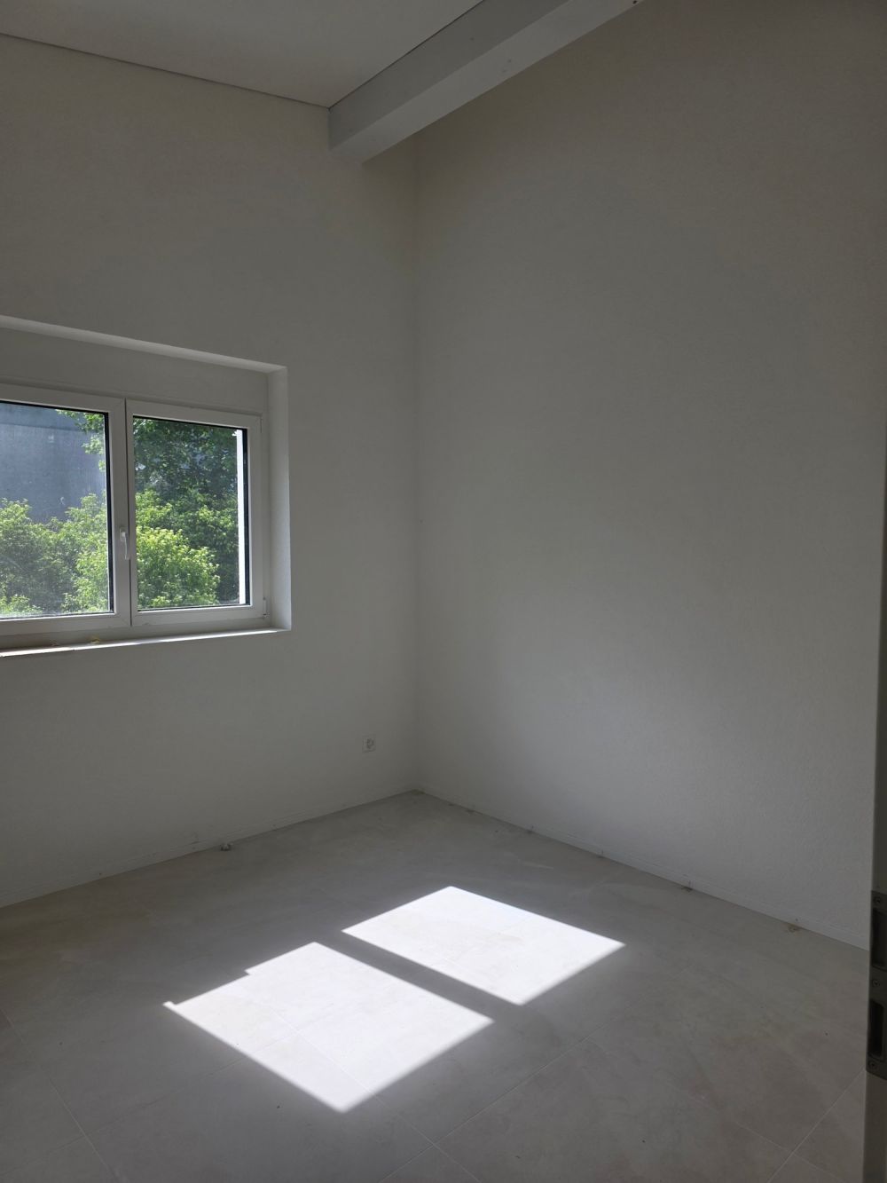 Erstbezug - Exklusive Neubau-Dachwohnung in Eiken - Bild 2