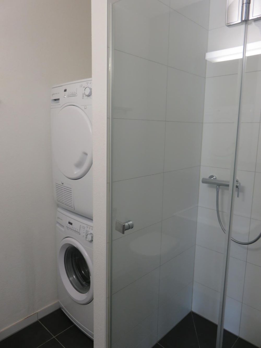 3.5 Zimmer Wohnung - Badezimmer