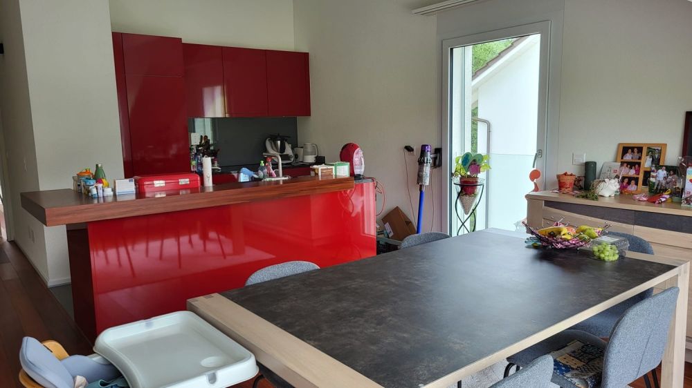 Helles WG-Zimmer in 4.5-Zimmer-Dachwohnung in ruhiger, grüner Umgebung - Bild 10