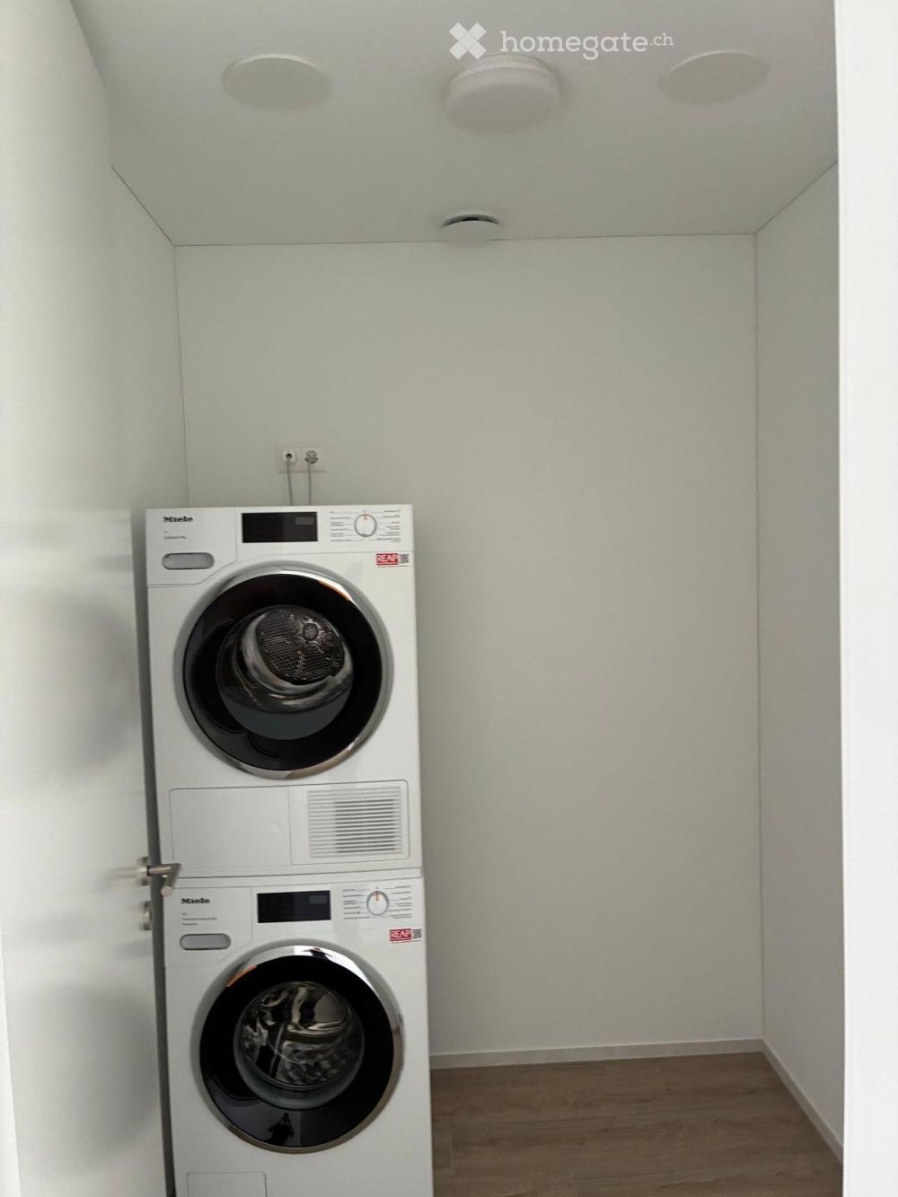 Exklusive Neubauwohnung mit unverbaubarer Sicht - Bild 9