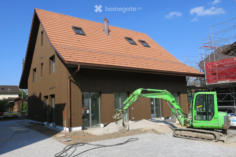 Doppeleinfamilienhaus in Nänikon - Bild 2