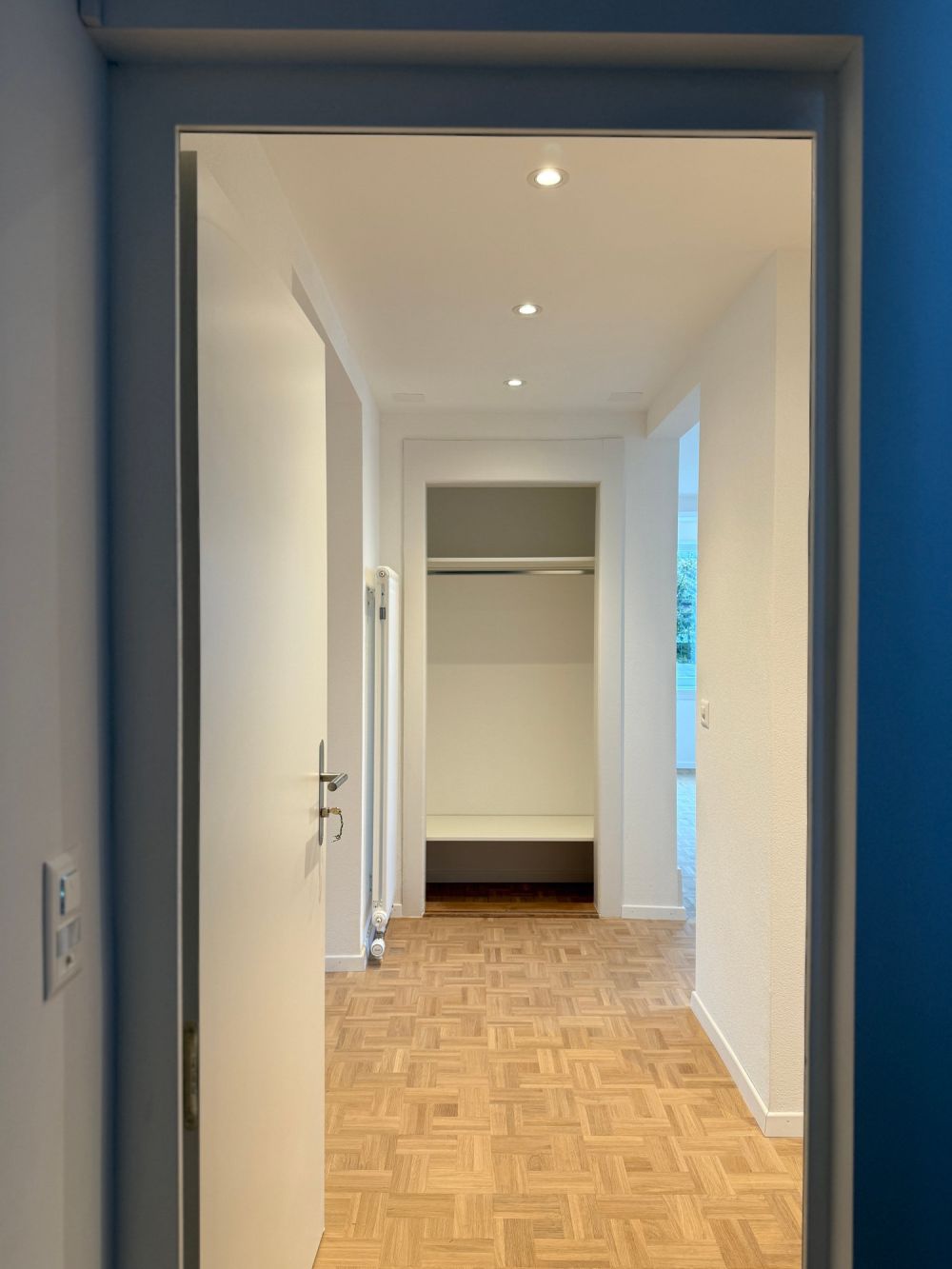 Erstbezug - stilvoll renovierte Wohnung mit traumhaftem Alpenpanorama - Bild 10