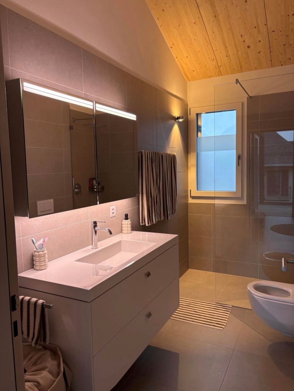 Magnifique appartement en attique de 3 pièces avec balcon à Fully - Bild 6