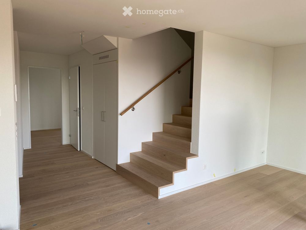5.5-Zimmer-Maisonette/Duplex-Wohnung mit wunderschöner Fernsicht in familienfreundlicher Überbauung - Bild 3