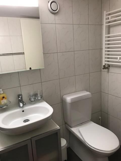 Div. Studios, möbliert, im Zentrum von Baden, Bruggerstr. 44 - Bild 5