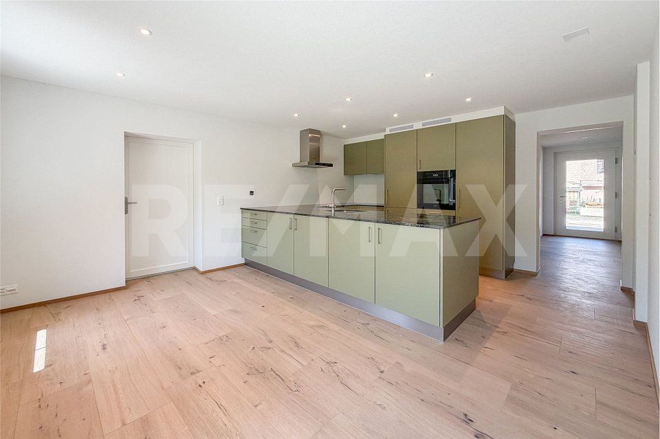Erstvermietung: Moderne, grosszügige 2.5 Zimmer-Gartenwohnung in Zuzgen zu vermieten - Bild 2