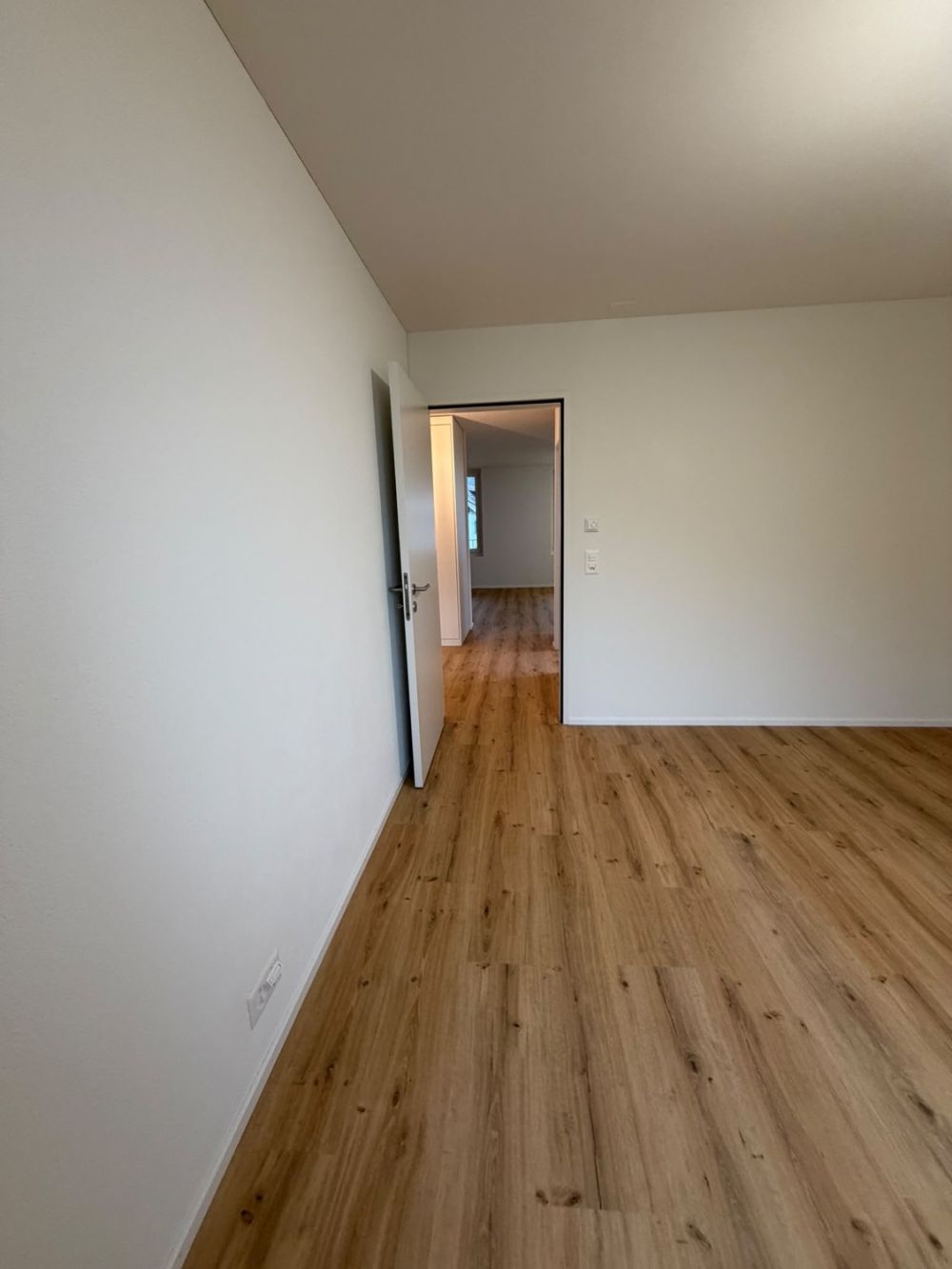 Exklusive 2.5-Zimmer-Wohnung in Stansstad – Erstbezug mit Seesicht - Bild 11