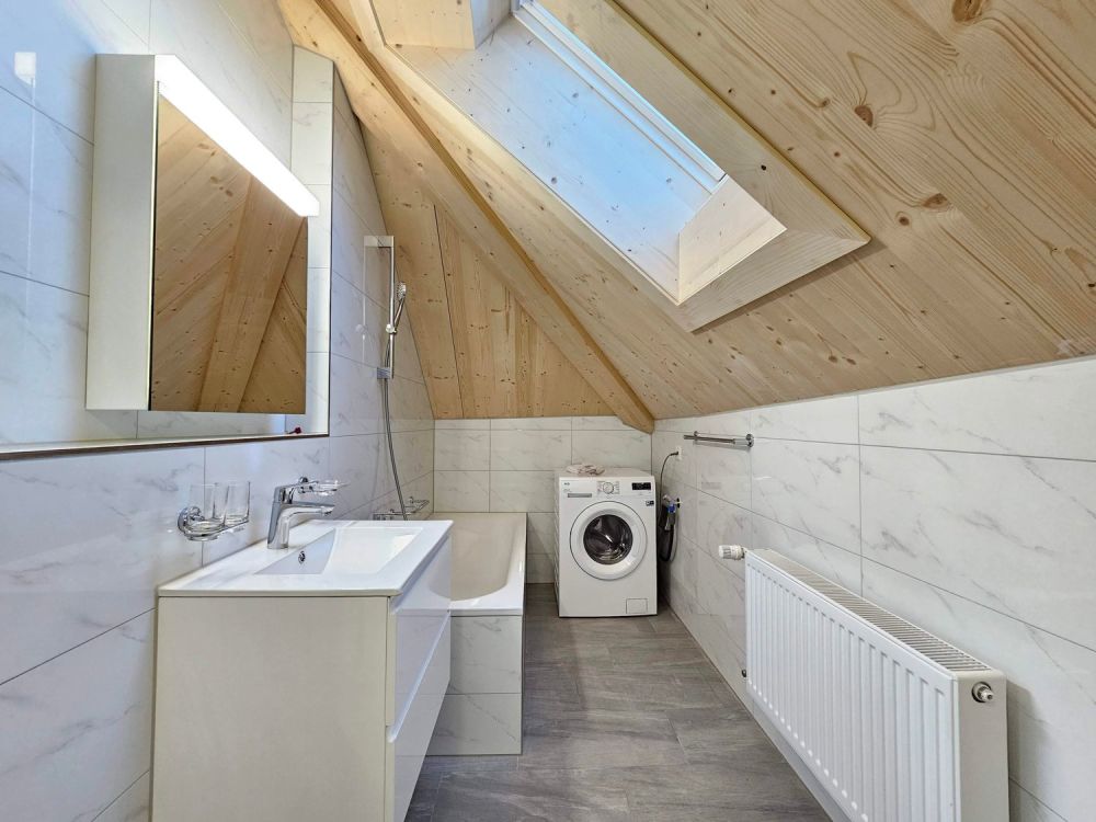 Neu renovierte 2.5-Zimmer-Wohnung mit Seesicht zur Erstvermietung! - Bild 10