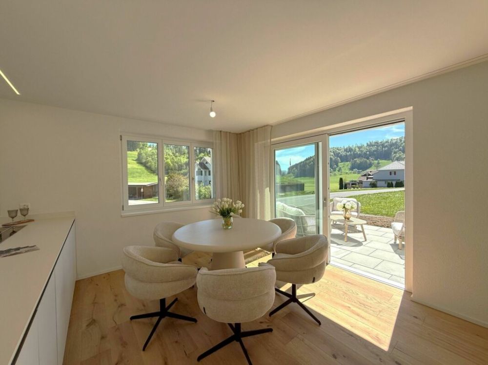 Drei 5.5 Zimmer Reiheneinfamilienhäuser - charmant, naturnah, individuell - Bild 5