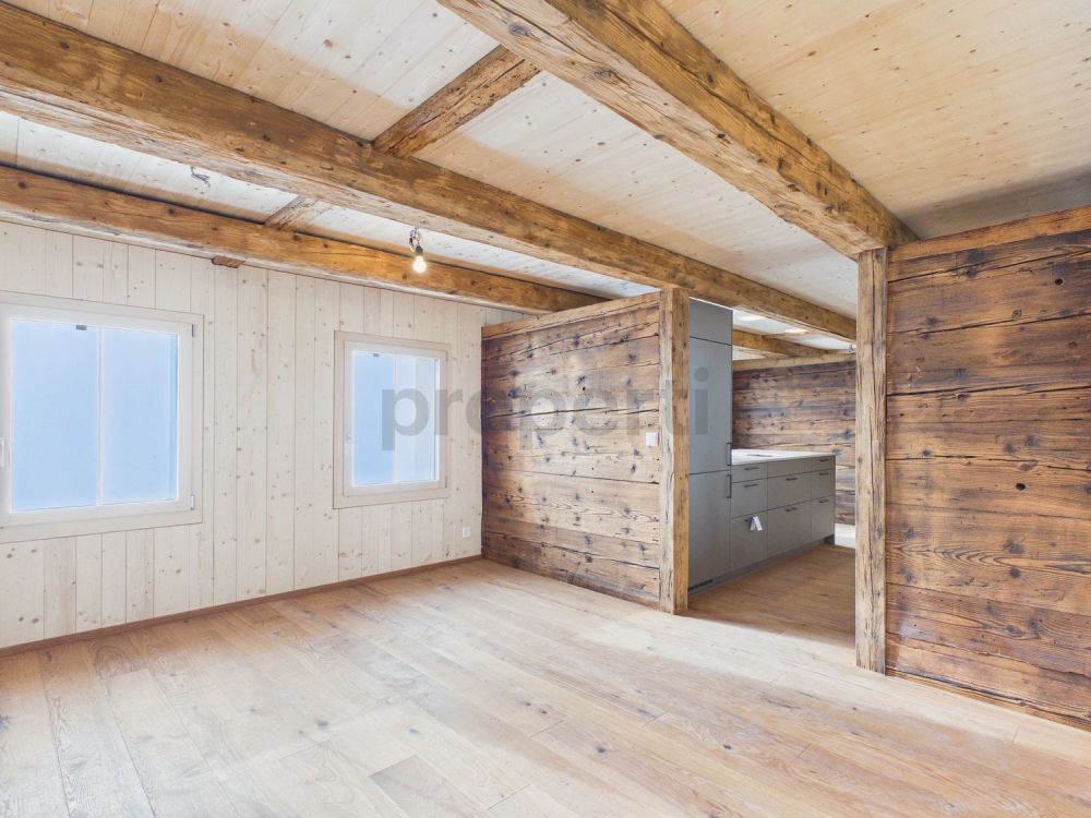 Neu renovierte 7-Zimmer-Maisonette mit grosszügigem Grundriss, Ennetbürgen - Image 3